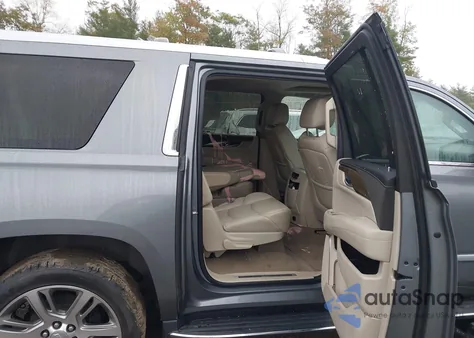 2019 Cadillac Escalade Esv Luxury z USA, uszkodzony, nr VIN 1GYS4HKJ4KR247144